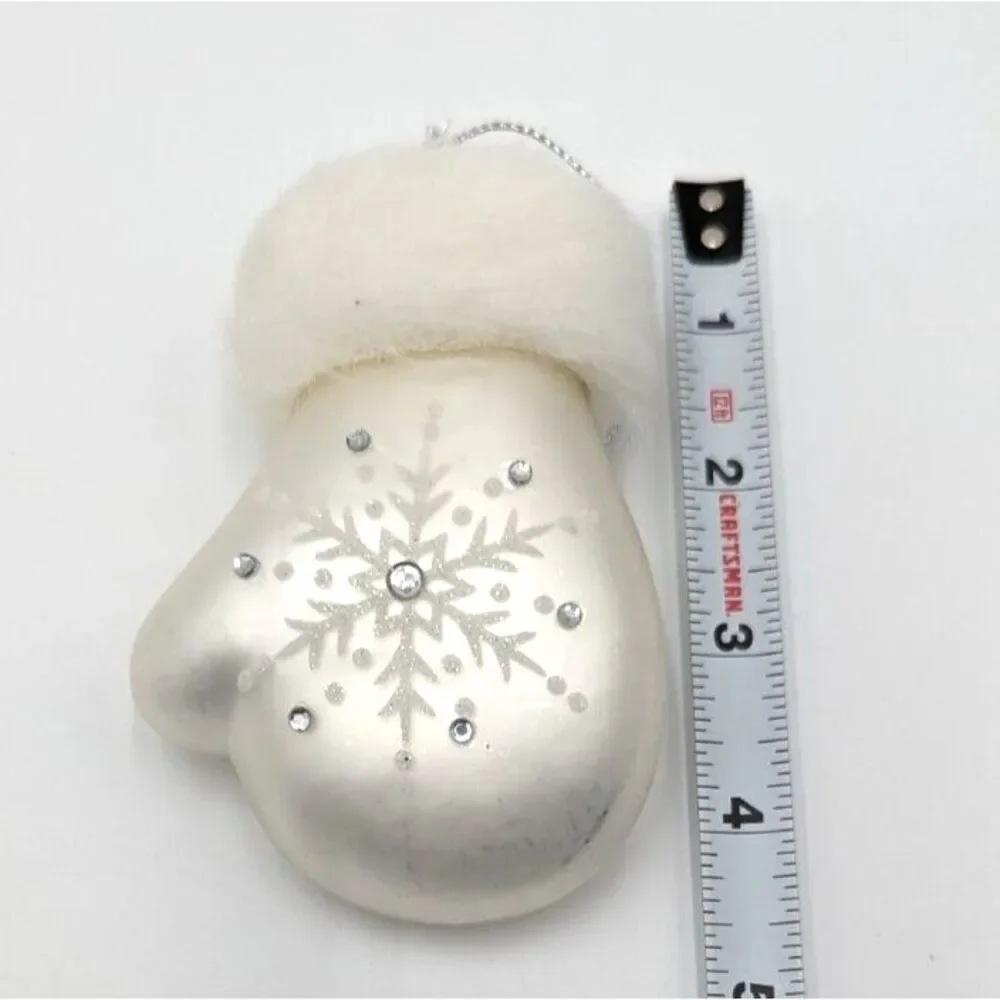 Lot of 6 Various White Blown Glass Ornament‎